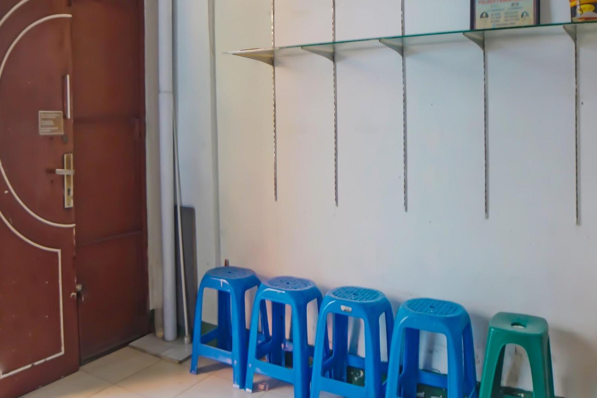 Oyo 92235 Guesthouse Rantang Medan Zewnętrze zdjęcie